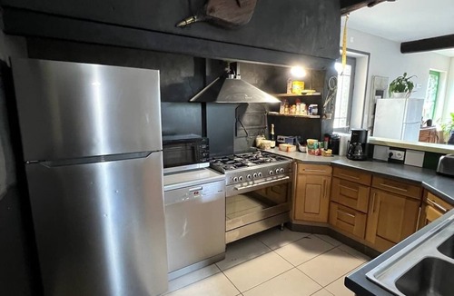 Cavron-Saint-Martin Cottage | Grand Gîte (62) with sauna & whirlpool bath -15 pers.
