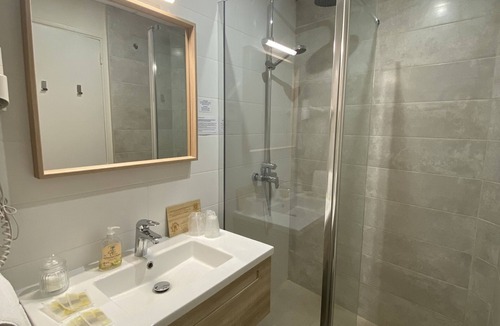 Salon-de-Provence Hotel | Grand Hôtel De La Poste