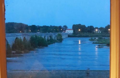 Beaugency Hotel | Grand Hôtel de l'Abbaye