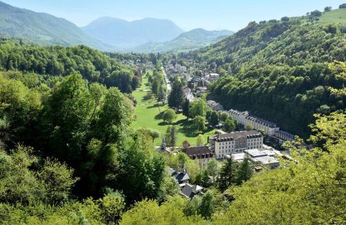 Uriage-les-Bains Hotel | Grand Hôtel & Spa Uriage