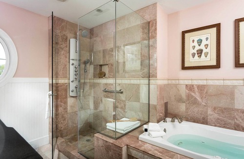 Camden Hotel | Grand Harbor Inn