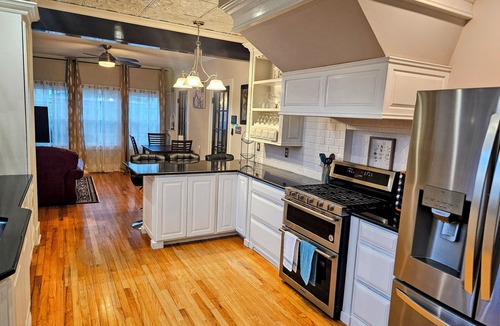Carlsbad House | Grand Heritage Home: 4 Bedroom, 3 Bath, Steps from Lake Carlsbad