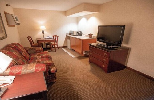 Hinckley Hotel | Grand Hinckley Inn