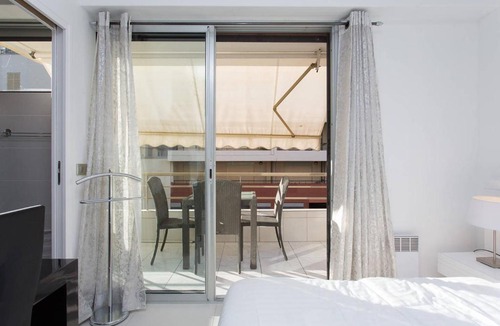 Cannes City Centre Apartment | GRAND HOTEL: New 2 BEDS/ 2 BATHS