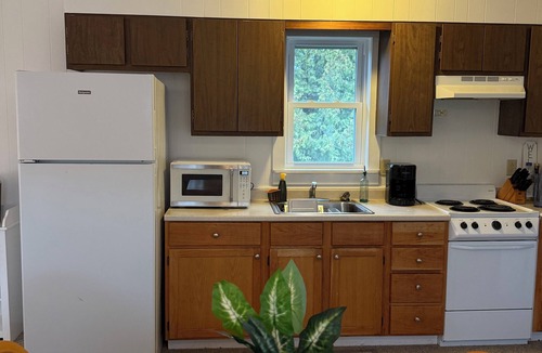 Grand Isle Cottage | Grand Isle Lakefront Cottage