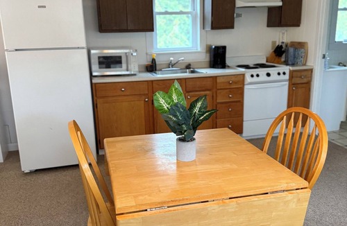 Grand Isle Cottage | Grand Isle Lakefront Cottage