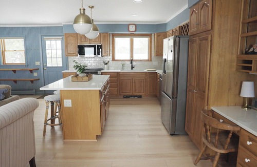 Grand Isle House | Grand Isle Lakehouse with Hot Tub