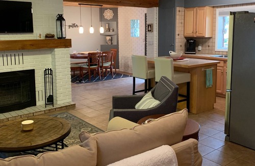 Presque Isle House | Grand Lake Cozy Cottage