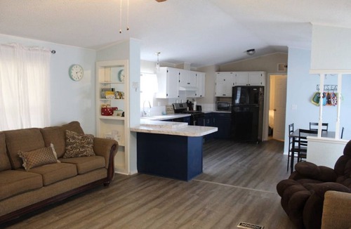 Grove House | Grand Lake Getaway