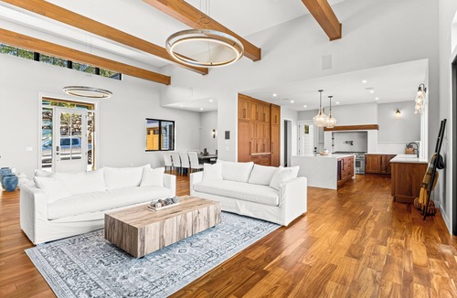 Alexandria House | Grand Lake Miltona Home Level Lakeshore 5000sqft 6BR Sleeps 16 12-Person Hot Tub
