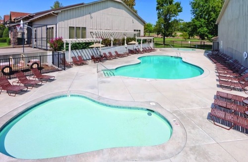Afton Condo | Grand Lake | Romantic Lake Retreat | Pool + Lake