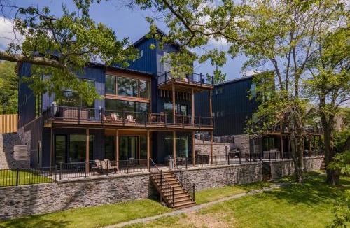McHenry House | Grand Lakefront Estate