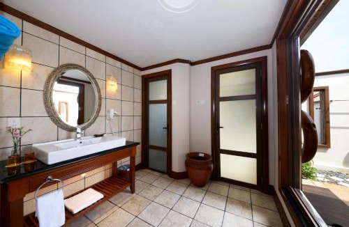 Taman Tanjung Resort | Grand Lexis Port Dickson