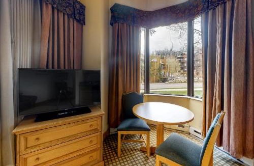 Mount Crested Butte Hotel | Grand Lodge #151