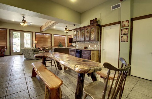 New Braunfels House | Grand Lodge, Cloud Lane ,Large house sleeps 20. Pool and River access.
