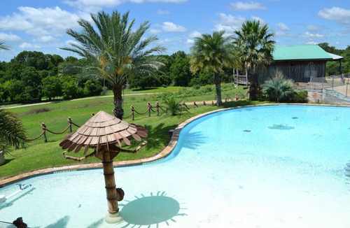 New Braunfels House | Grand Lodge, Cloud Lane ,Large house sleeps 20. Pool and River access.