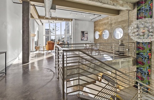 Downtown Austin Apartment | Grand Loft on 5th St