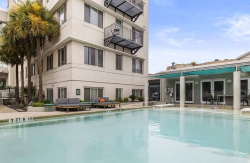 Downtown Austin Apartment | Grand Loft on 5th St