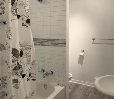 La Tuque House | Grand logement chaleureux