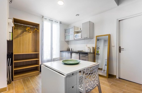 Malakoff Apartment | Grand Luxe Duplex 5 minutes from Paris -Parc des Expositions- holiday / business trip