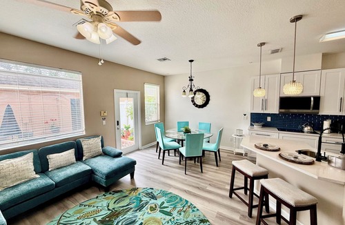 Florida Central Atlantic Coast House | Grand Luxury Lakes 3BR Townhouse near Disney