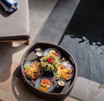 Blahbatuh Villa | Grand Mesari Bona Villa