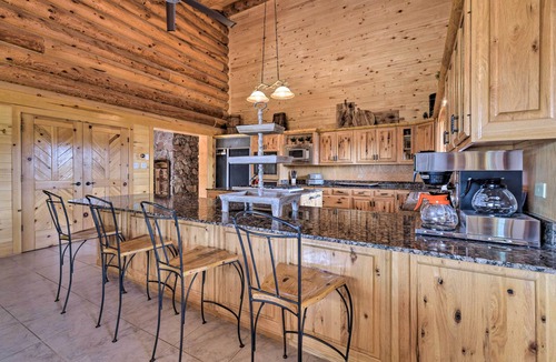 Eagle Nest Cottage | Grand Mountain Retreat in Angel Fire w/Game Room!