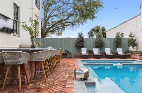 Esplanade Ridge House | Grand NOLA Estate Heated Pool