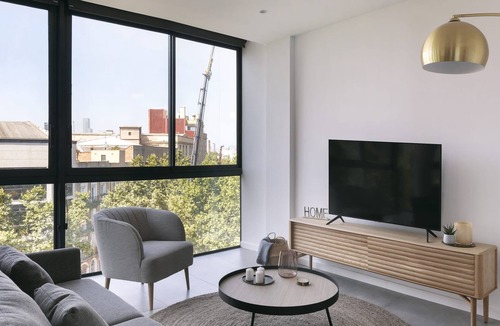 La Vila Olimpica del Poblenou Apartment | Grand Oasis | Bright 2 Bedroom in Poble Nou