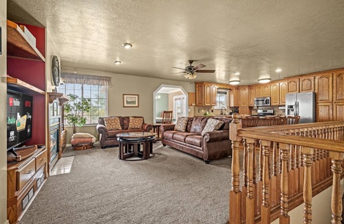 North Ogden House | Grand Ogden Lodge | Upper Level + Studio | Hot Tub