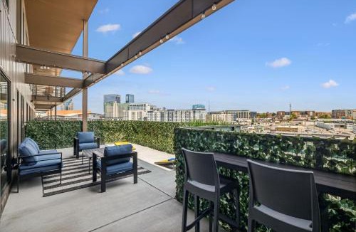 Downtown Nashville Apartment | Grand Ole Nashville- Walk to Broadway & Honky Tonks!
