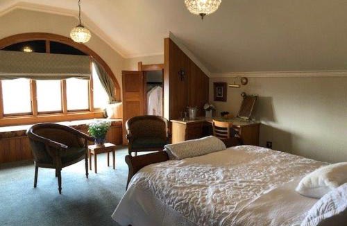 Hawera Bed & Breakfast | Grand On Victoria