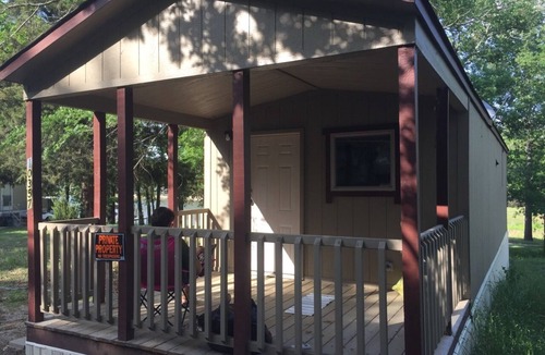 Wills Point Cottage | Grand opening price! Taste Authentic Tiny Living on the beautiful Lake