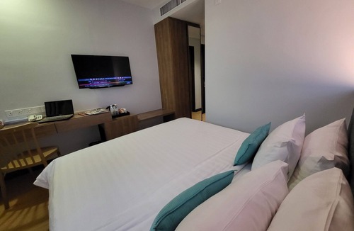 Central Seberang Perai Hotel | Grand Orient Hotel Perai