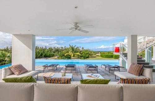 Plum Bay Villa | Grand Palms