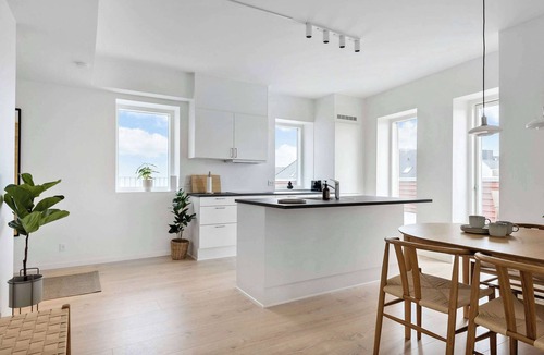 Midtbyen Apartment | Grand Penthouse Suite With Private Rooftop Terrace