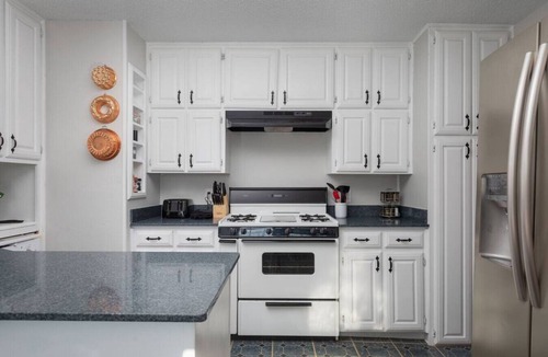 Fort Worth Apartment | Grand Performance Home 3 min to Downtown/Stockyards with large yard