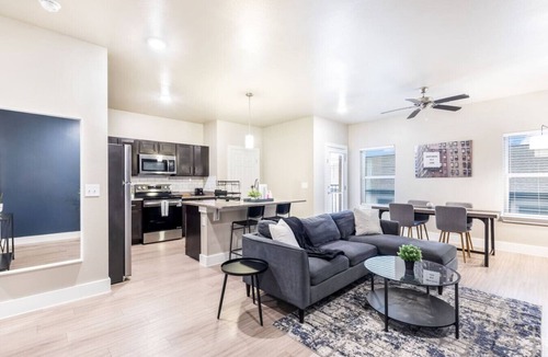 Grand Prairie Apartment | Grand Prairie 1BR | IKEA, Epic Waters, Bass Pro