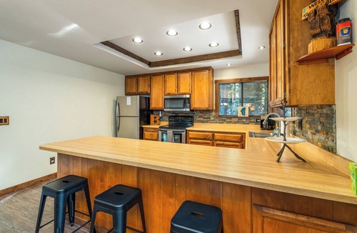 Kingswood Estates House | Grand Regency Retreat
