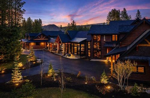 Cle Elum House | Grand Retreat