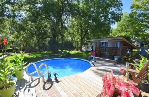 Caledonia Cottage | Grand River Retreat