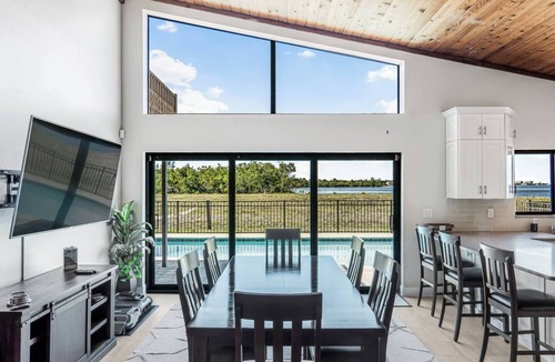 Fort Myers House | Grand River View!