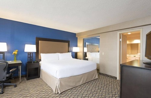 Elk Grove Village Hotel | Grand Royal Hotel O'Hare - Chicago