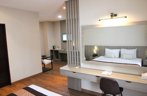 Denpasar Barat Hotel | Grand Santhi Hotel