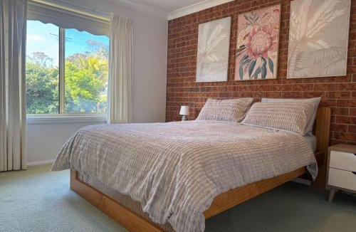 Malua Bay Apartment | Grand Spindrift - Entire Waterfront House