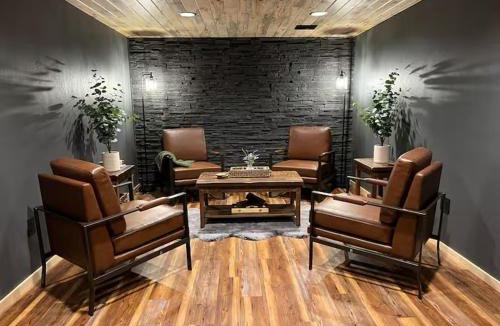 Trapper Creek Villa | Grand Spruce Lodge