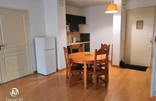 Ax-les-Thermes Apartment | Grand studio à la montagne