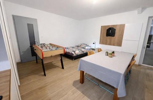 Guipry-Messac Apartment | Grand studio équipé indépendant