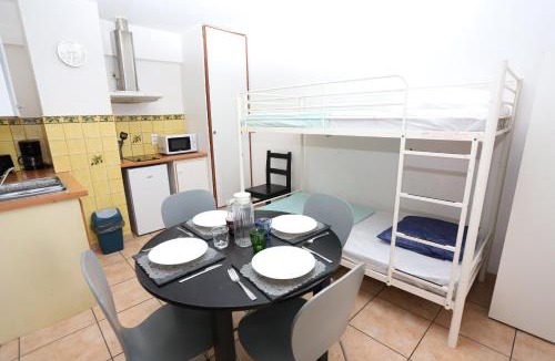 Argeles Plage Apartment | Grand studio 4 50m de la plage pour 4