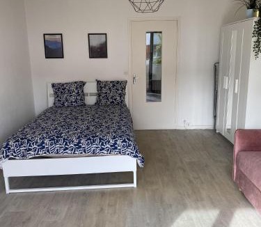 Thorigny-sur-Marne Apartment | Grand Studio avec loggia